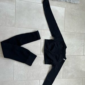 GYMSHARK BLACK WORKOUT SET SIZE SMALL